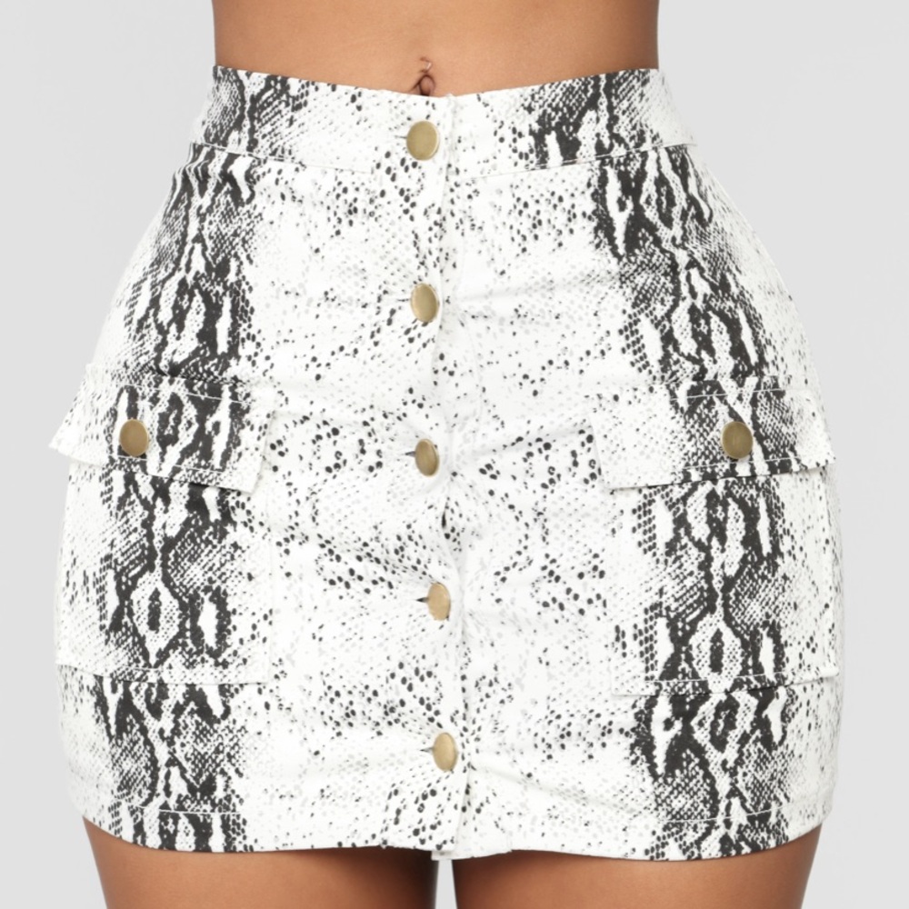 Snake Skin Illusion Cargo Skirt